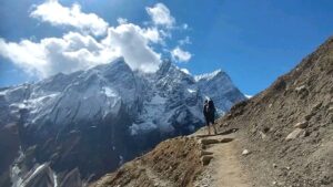 Manaslu circuit trek 11 days